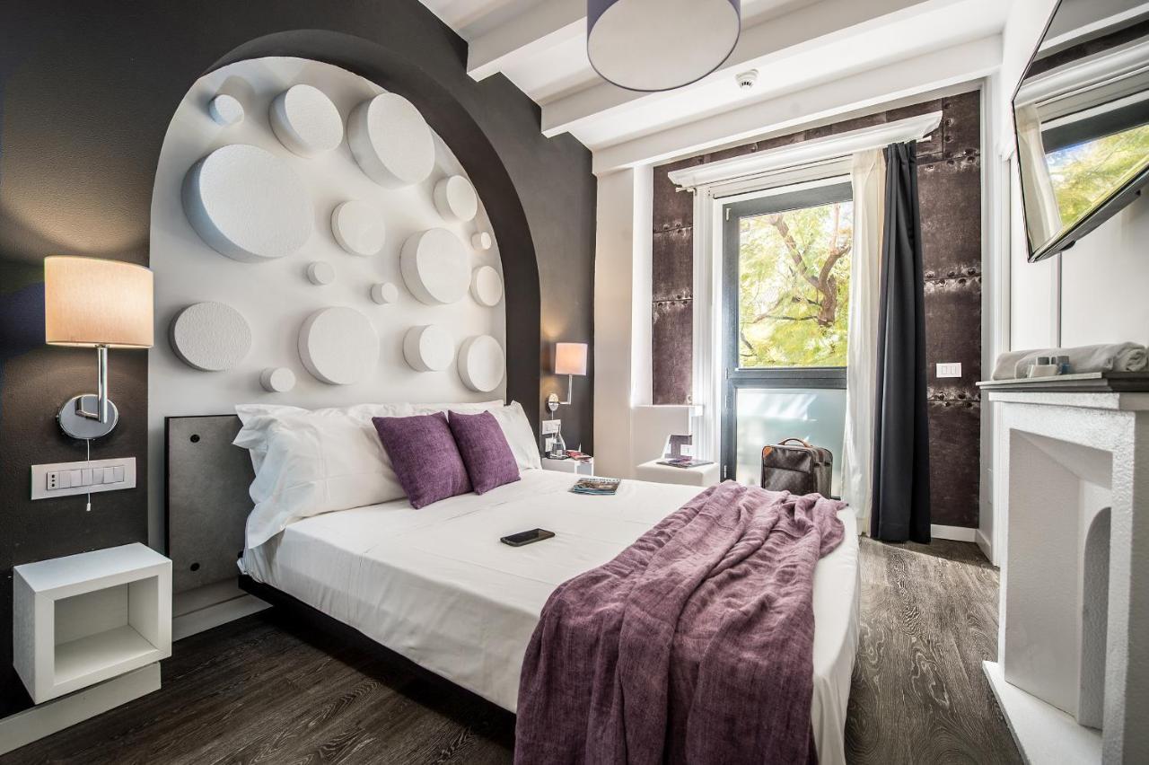 Emphasis Suites & Rooms Cagliari Ngoại thất bức ảnh