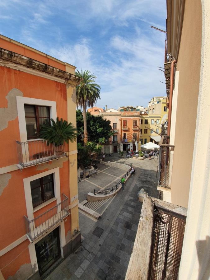 Emphasis Suites & Rooms Cagliari Ngoại thất bức ảnh